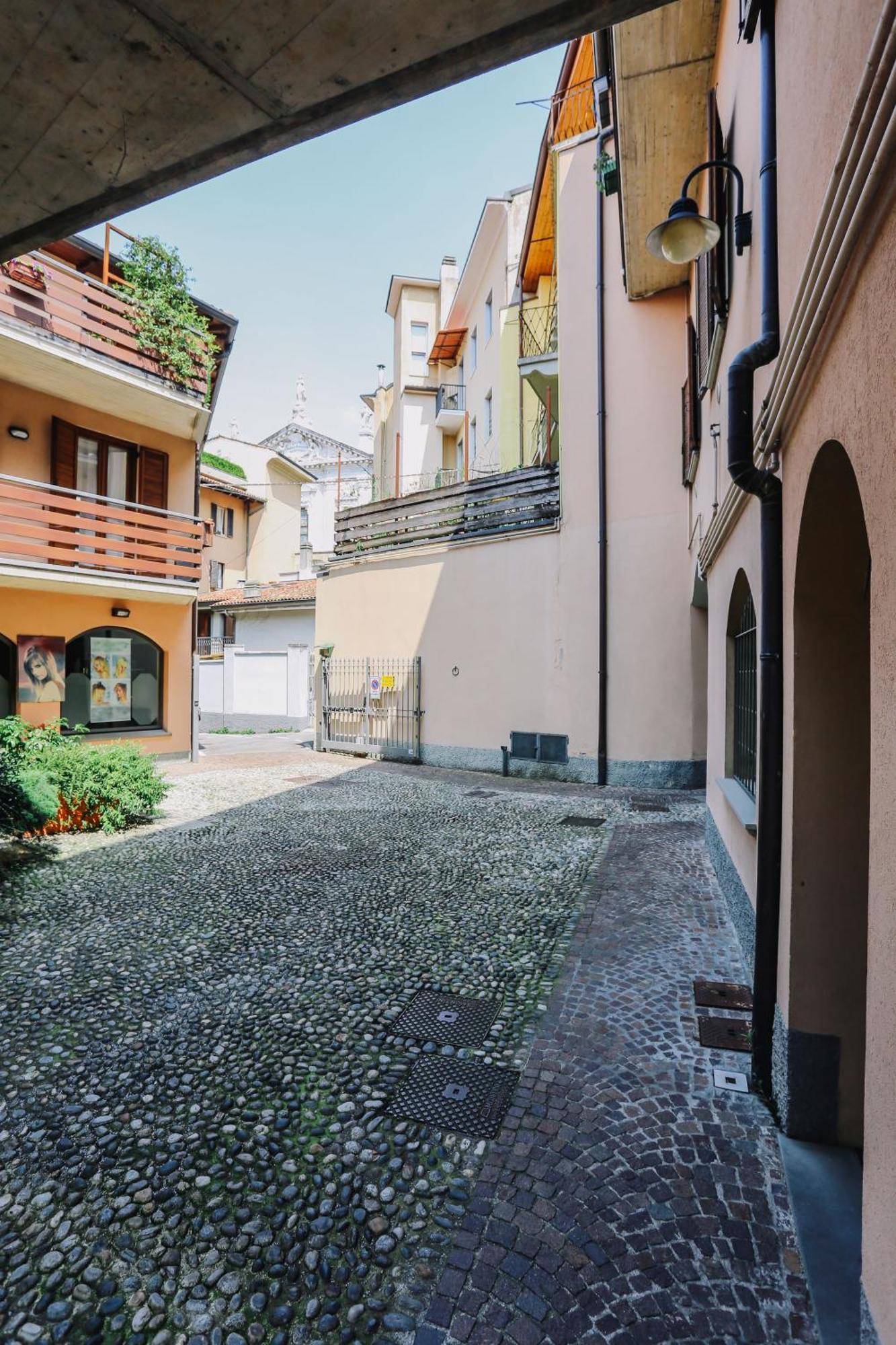 Апартаменты Flat Mazzini 6 Alzano Lombardo Экстерьер фото