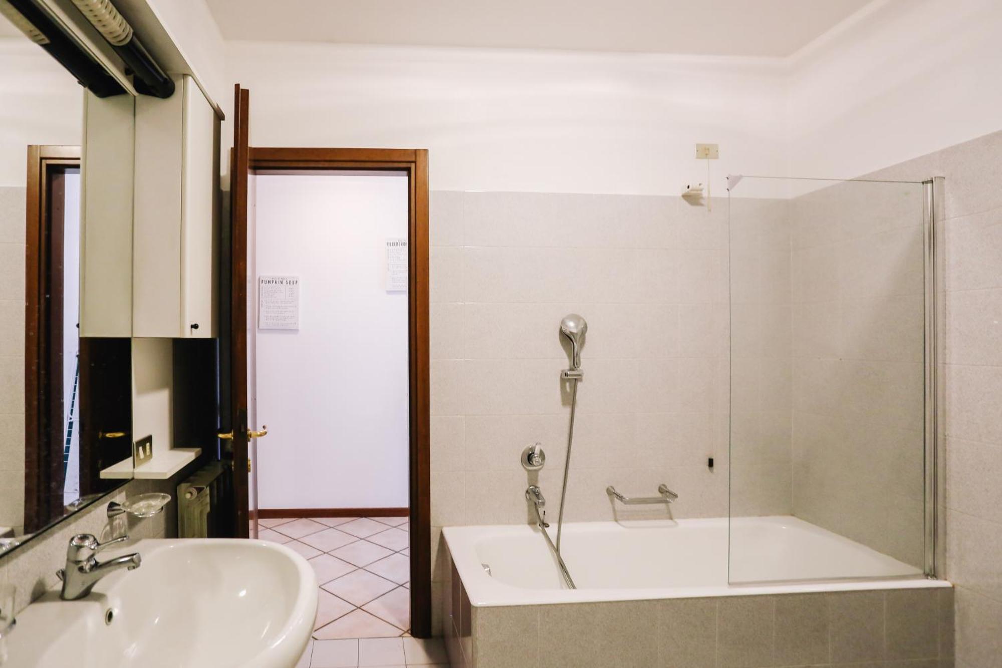 Апартаменты Flat Mazzini 6 Alzano Lombardo Экстерьер фото